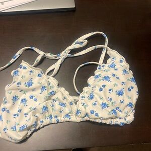 wild fable.blue/white floral bikini